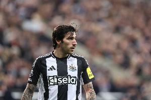 开云体育官网-都体：尤文将与曼联竞争亚特兰大中场埃德森，与皇马竞争托纳利