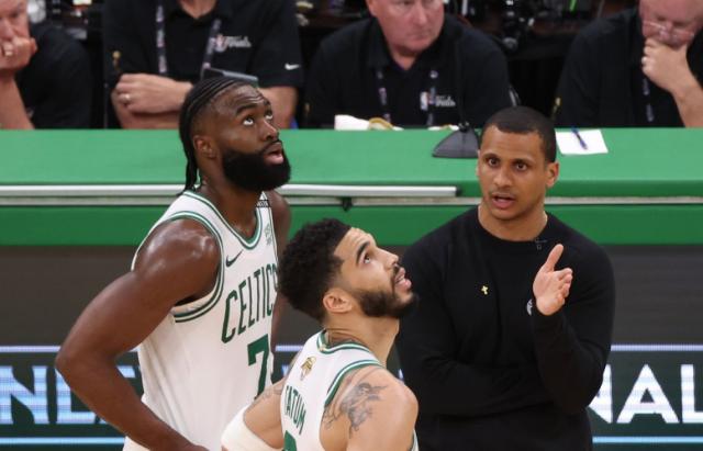 开云体育官网-离间计？基德：布朗是绿军最佳球员！塔图姆淡定回应