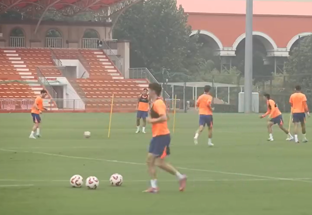 开云体育入口-中超|胜利已成过往，未来正在召唤，泰山结束休假开始备战下一轮